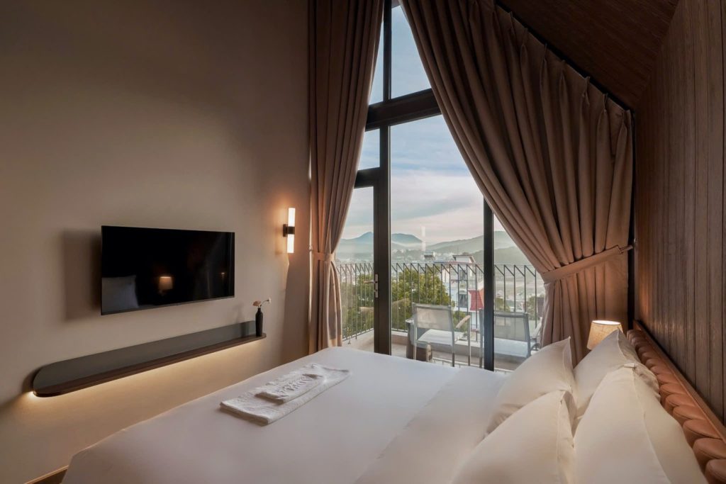 **🏡 VILLA LILI NAVIDAY – KHÔNG GIAN NGHỈ DƯỠNG SANG TRỌNG CHO ĐOÀN ĐÔNG TẠI ĐÀ LẠT 🌲**