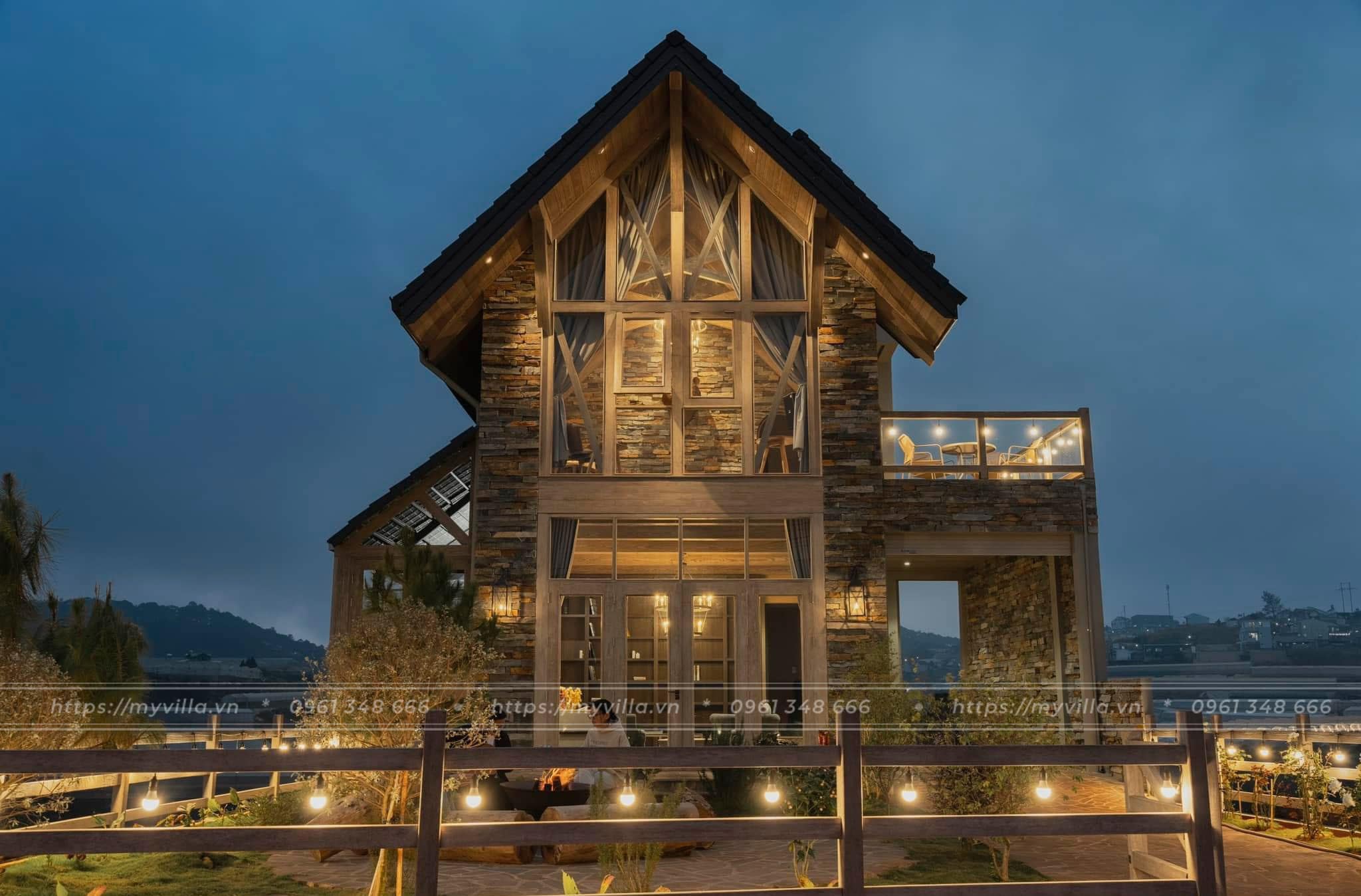 Trình làng căn villa mới tinh tại Đà Lạt. PANDA Villa mang phong cách hiện đại, không gian và nội thất cao cấp. Đặc biệt nhiều tiện ích có trong sẵn trong căn như: